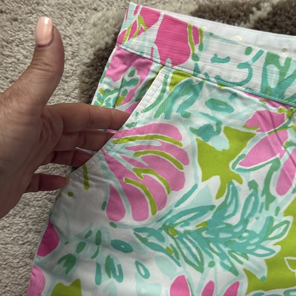 Lilly Pulitzer Callahan Pink and Green Floral Shorts - Picture 4 of 6